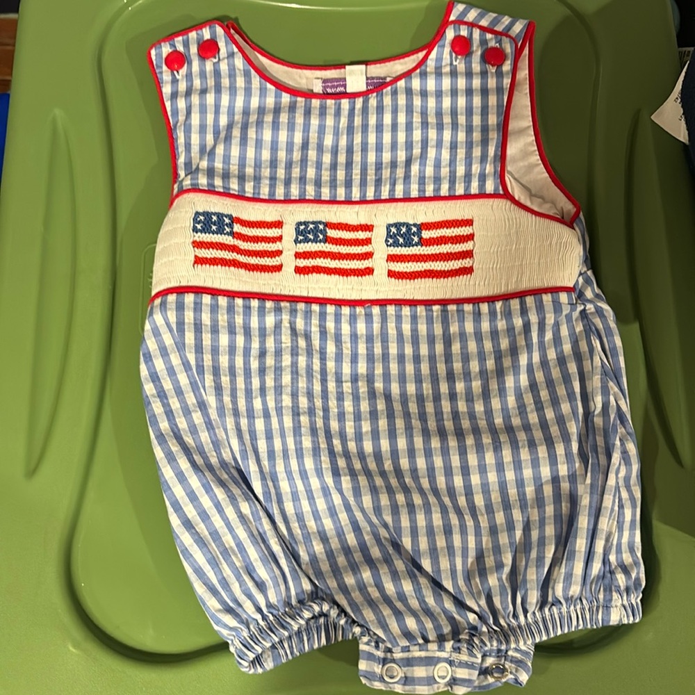 Pleats & Stitches baby bubble